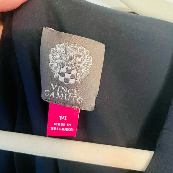 Vince Camino cold shoulder Dress - Picture 5 of 6